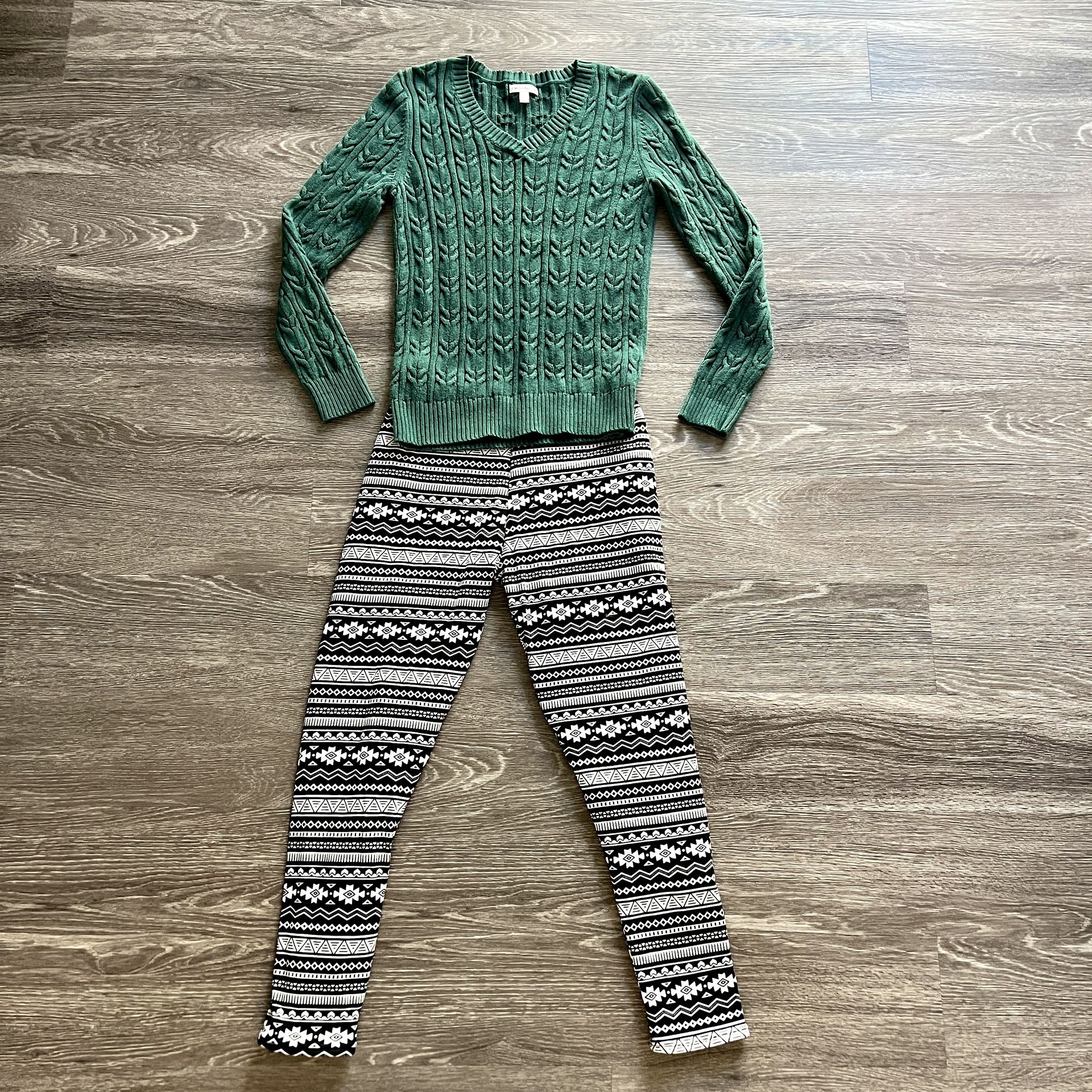 Cozy Women’s Outfit Bundle Size Small
