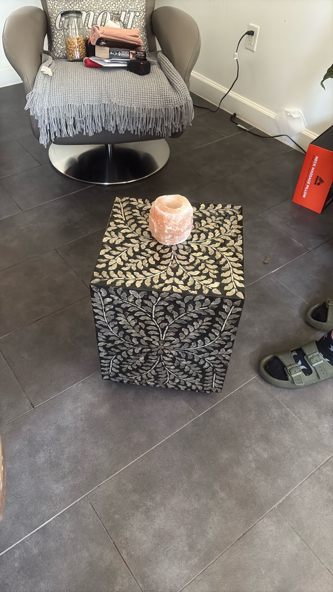 Side Table Black With Gold Leaf