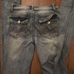 Cute Design On The Back Jeans 