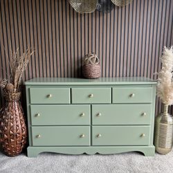 Simple Green Dresser