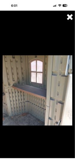 Outdoor shed good condition—Need gone asap