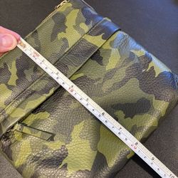 Mark & Graham Crossbody Camo