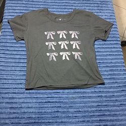Women tee Small