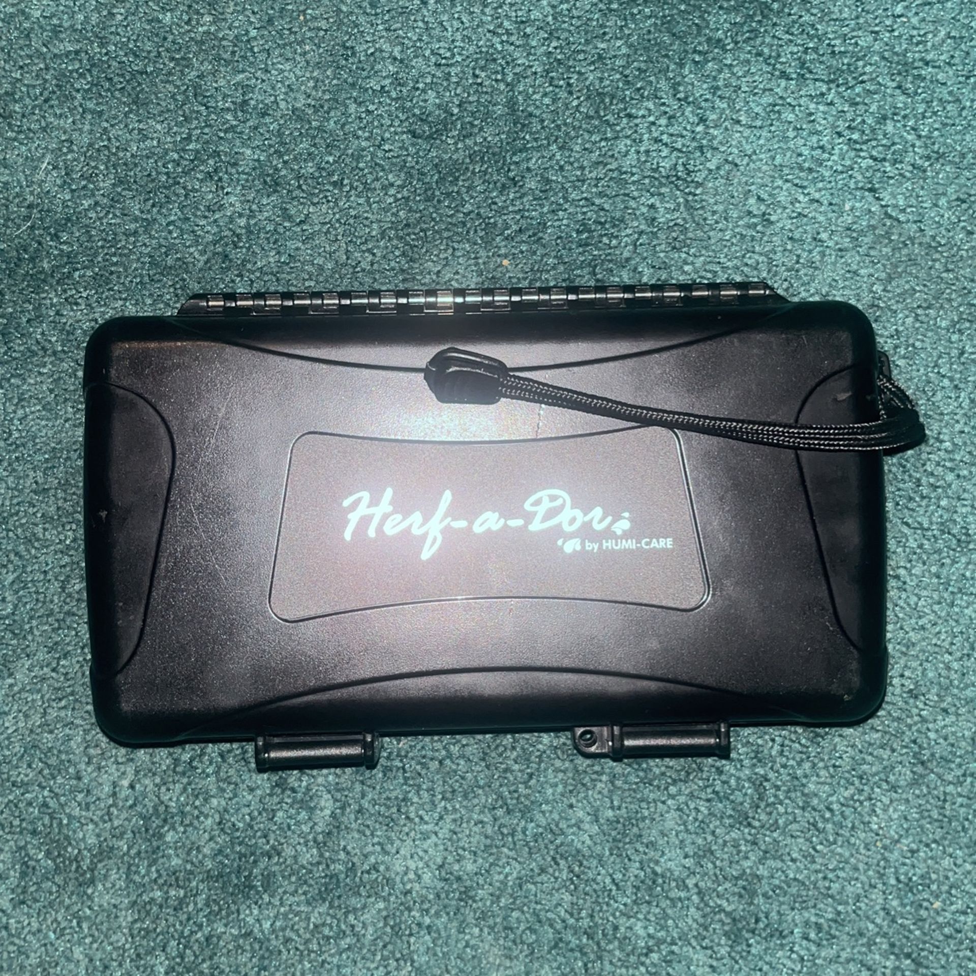 Herf-a-Dor Travel Humidor