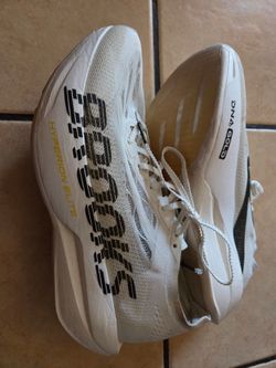BROOKS HYPERION ELITE 6