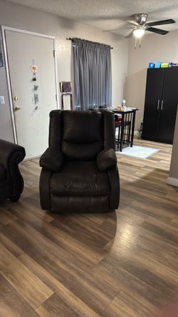 Loveseat and Recliner