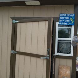 8x16 Shed  Excellent Condition 