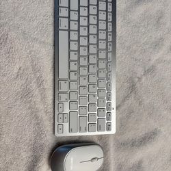 Omotion Bluetooth Keyboard & Mouse