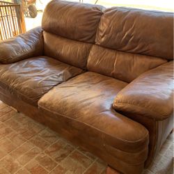 Leather Sofas 
