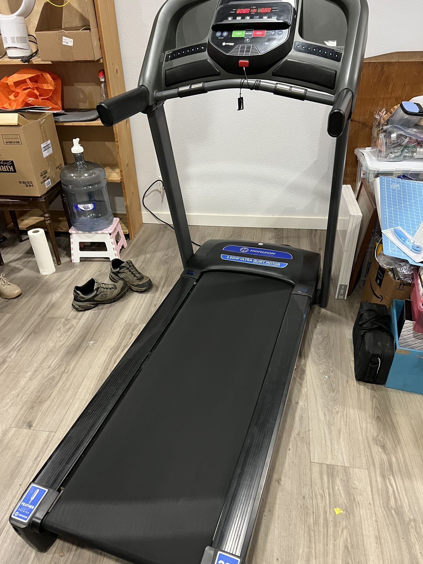 Horizon Treadmill for Sale in Federal Way, WA OfferUp
