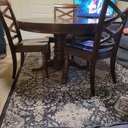 Sturdy Wood Dining Table With3 Chairs 