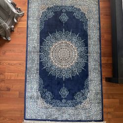 Kilim rug hand made in turkey