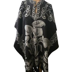 Ponchos. One Saiz New