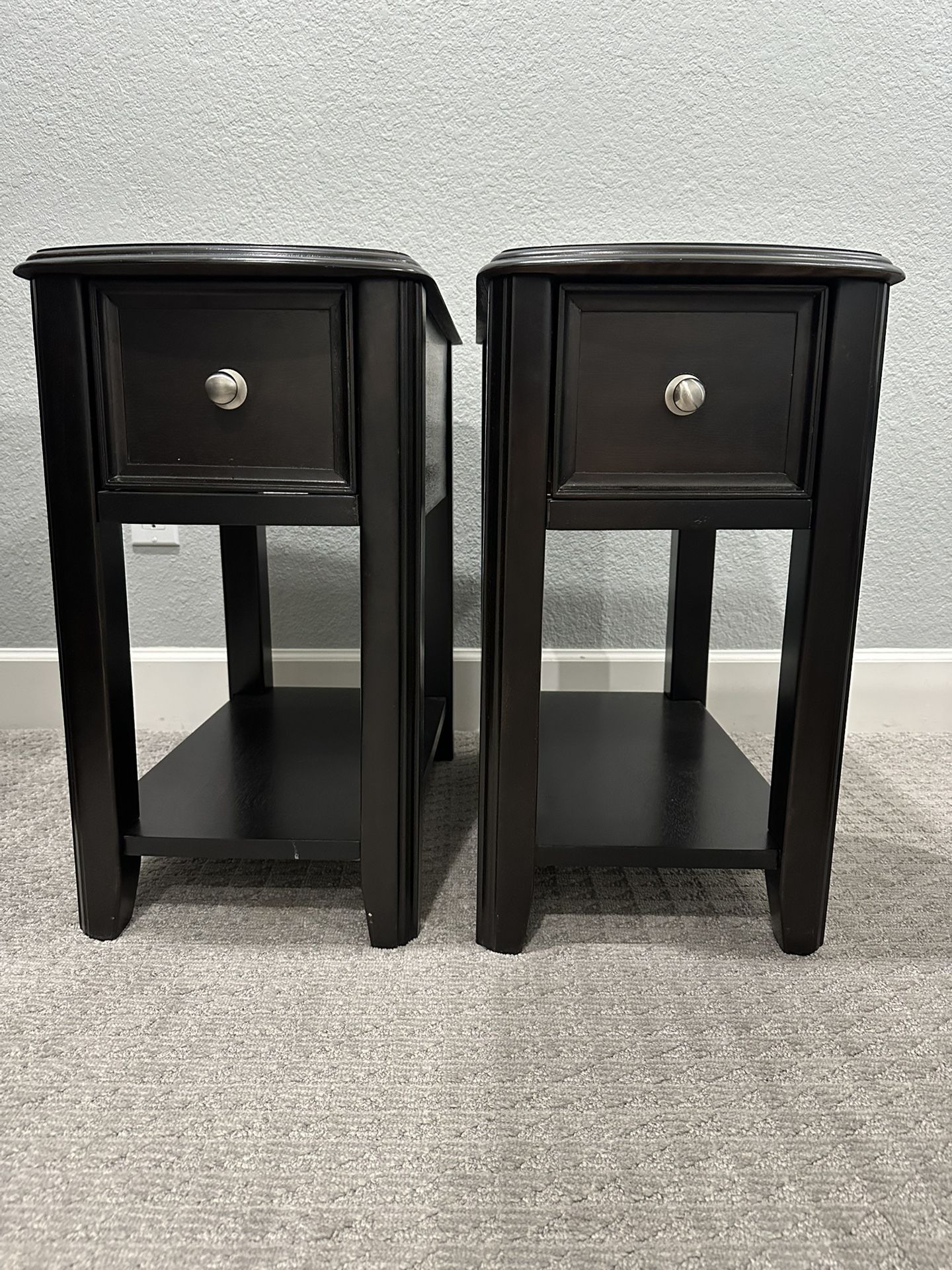 4 End Stands /Bedside Tables
