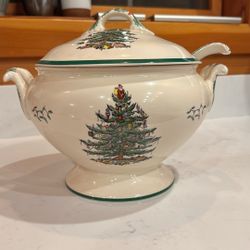 Spode Christmas Soup Terrine & Ladle 