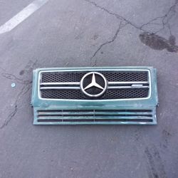 2013-2018 Mercedes G63 AMG front Grille W/emblem OEM 