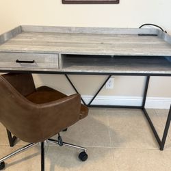 CITY FURNITURE HIGH END BEAUTIFUL WASHED GRAY DESK 