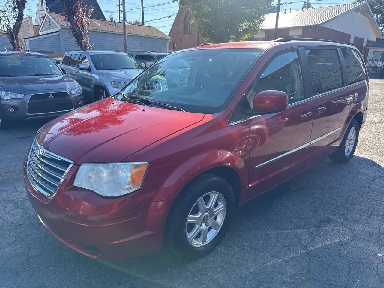 2010 Chrysler Town & Country