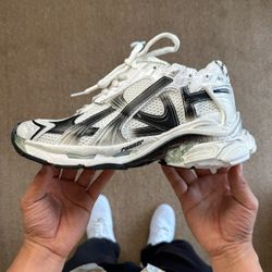 𝐎𝐧l𝐲 𝐫𝐞𝐩l𝐲 𝐨𝐧 𝐈 G@𝐓𝗼𝗽𝐤𝐢𝐜𝐤𝐬.𝐒𝐞𝐭𝐡                Balenciaga