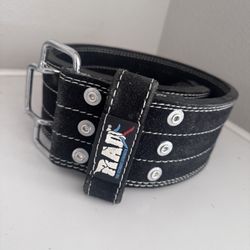 Weight lifting women’s belt