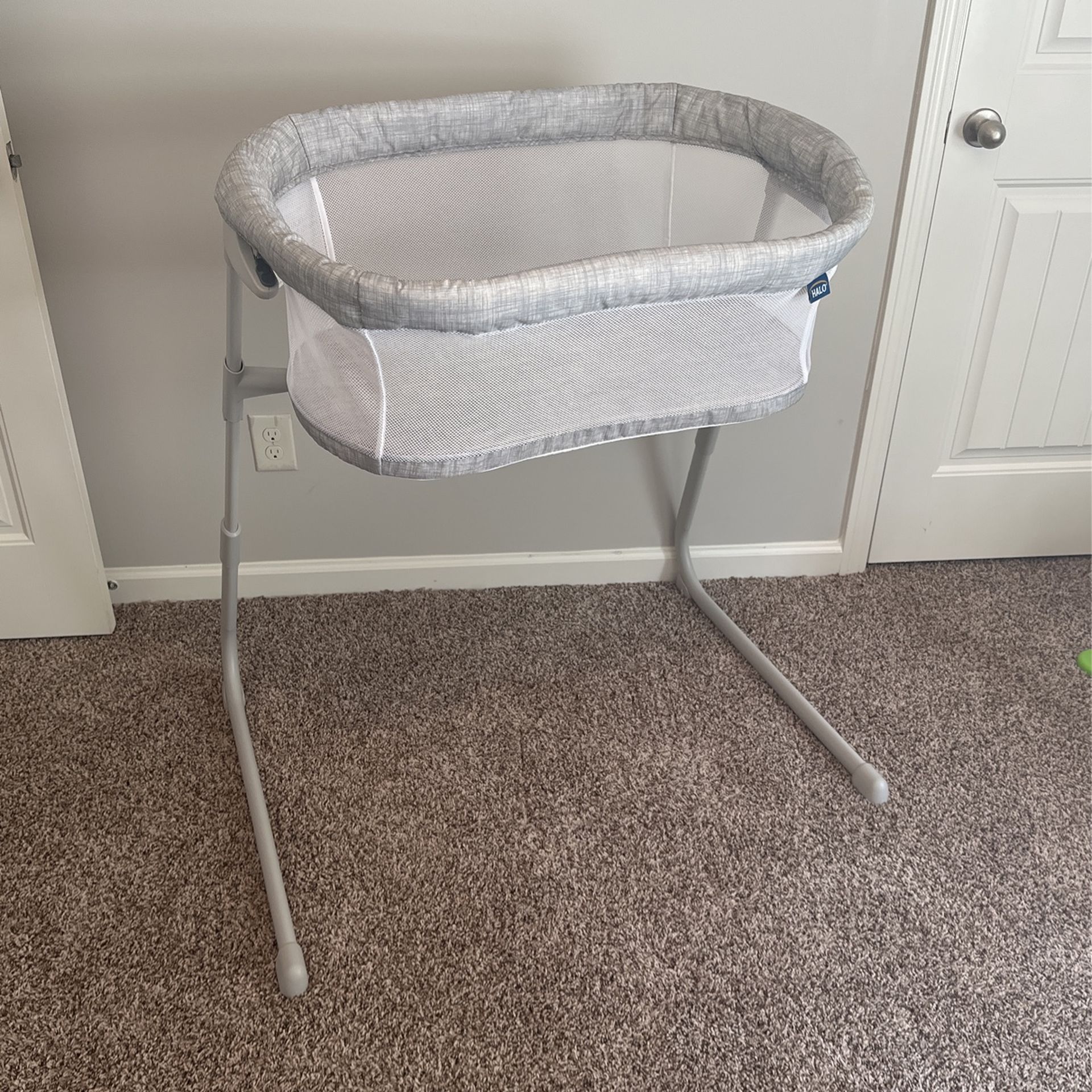 Kosterclinic Halo Bassinest Glide Sleeper Canada Bassinet HALO