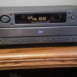  RCA 5 DISK CD/DVD PLAYER 