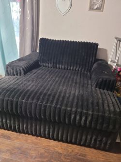 Oversized chair