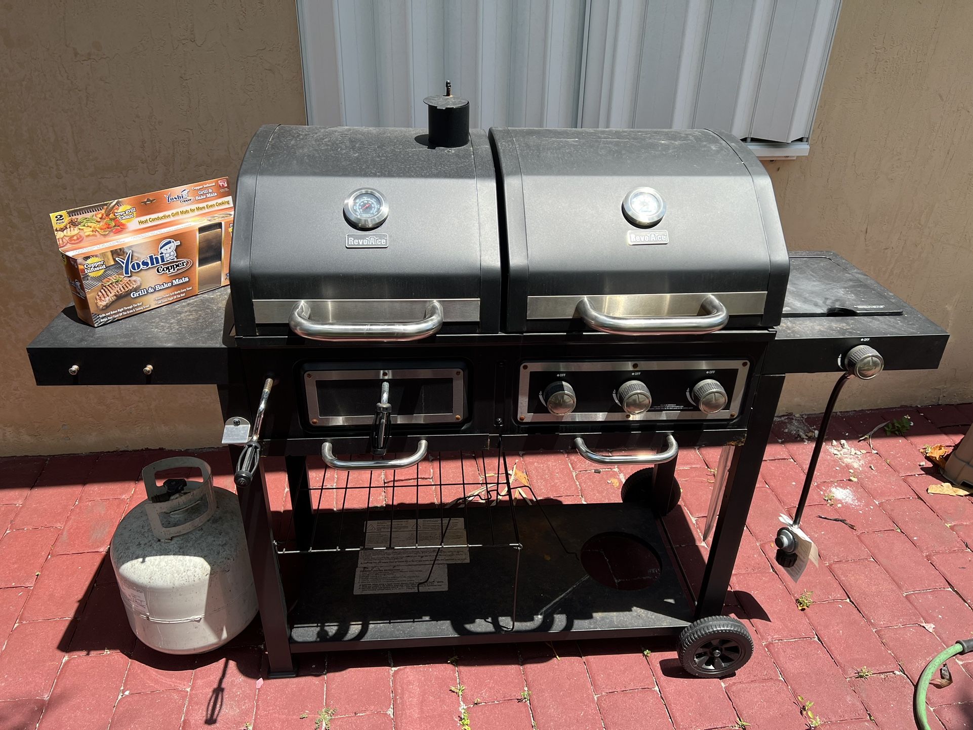 BBQ GRILL