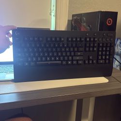 G213 LOGITECH KEYBOARD 