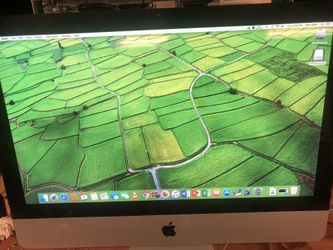 Apple iMac 21.5” Core i5 2011 All In One Computer
