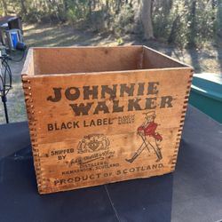 Johnny Walker Black Label Shipping Box-Wood With Dove Tails