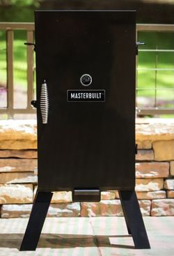 Masterbuilt 30 Inch Smoker - New