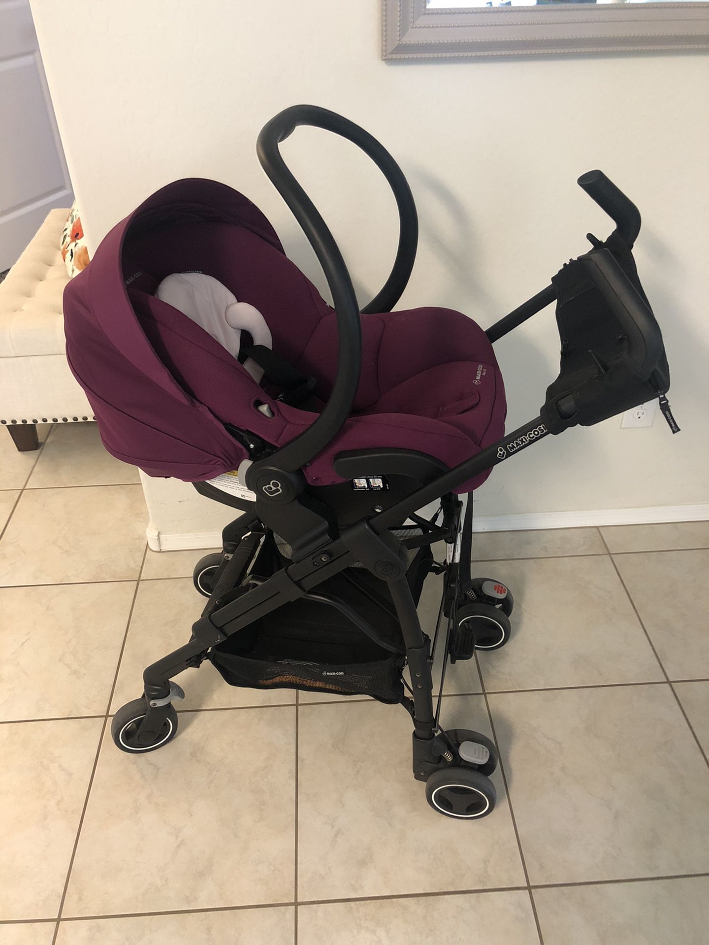 Maxi cosi baby car seat and stroller