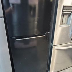 . Black Magic Chef 10cu Ft Compact Studio Apartment Size Top Freezer Refrigerator 24x24x60