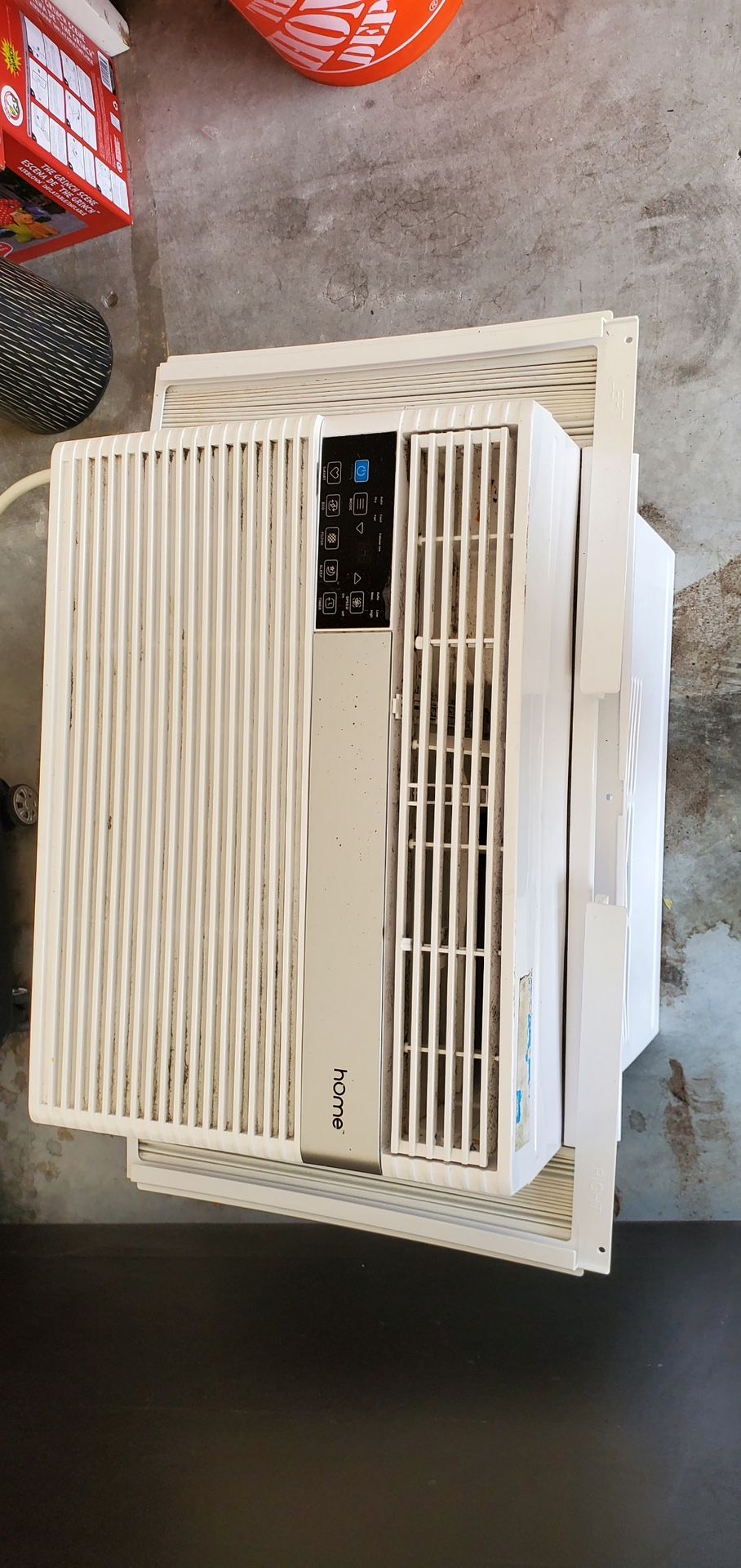 Window AC Unit