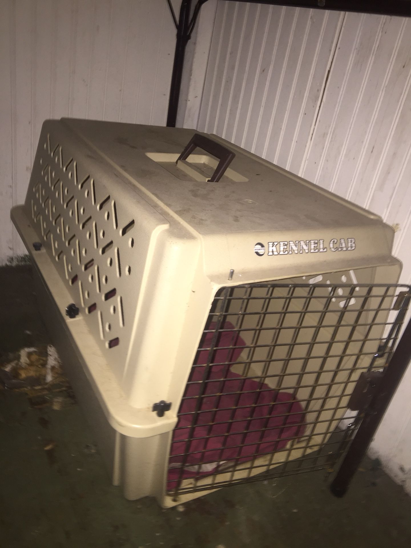 Small dog or cat crates