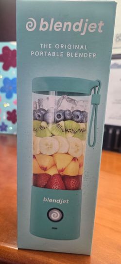 Portable blender