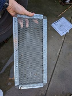 Rectangular Silver Built-in Screen Galvanized Steel Soffit Vent

