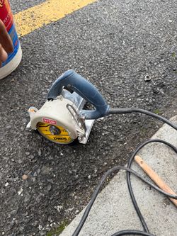 4 inches wet/ dry tile saw