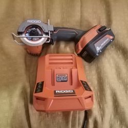 RIDGID 18 Volt Sub Compact All Purpose Saw With 4.0 AH Battery And Fast Charger With 3 Blades 