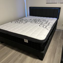 Queen Size Mattress Pillow Top New 12”