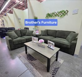 Sofa and Loveseat Green Corduroy fabric. New Especial price