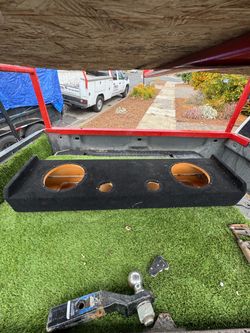 Dual Subwoofer Speaker Box Enclosure