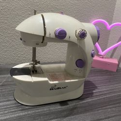 Sewing Machine 