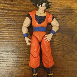 Goku Figure