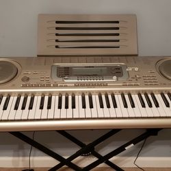 Casio Keyboard Model WK 3300 W/ Software