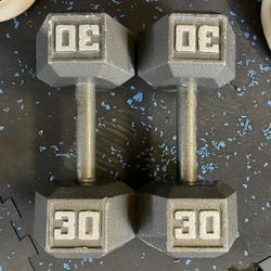 Pair Of 30lb Dumbbells. 