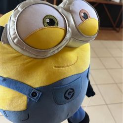 NWT Minions Despicable Me Weighted Plush Stuff Doll Toy for Kids - 12.5” H