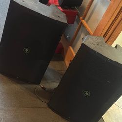 PA SPEAKERS 
