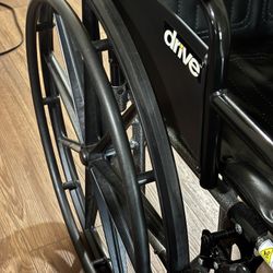 Deluxe wheelchair
